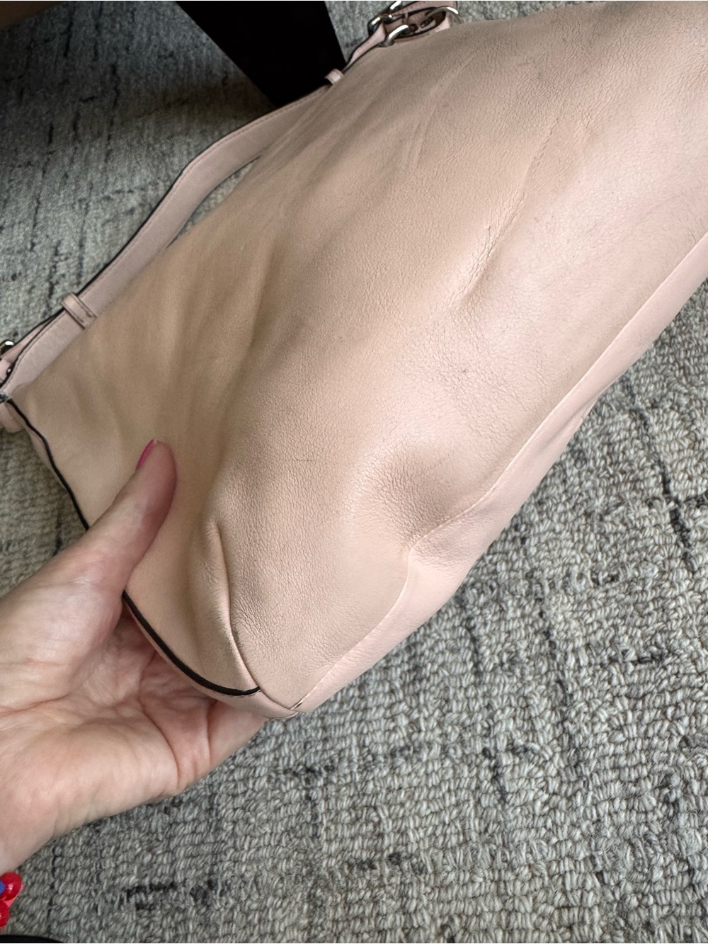 Coach Legacy Courtenay Hobo in blush pink - Picture 5 of 8